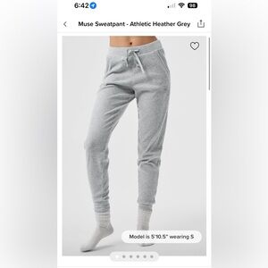 Alo muse sweatpants grey